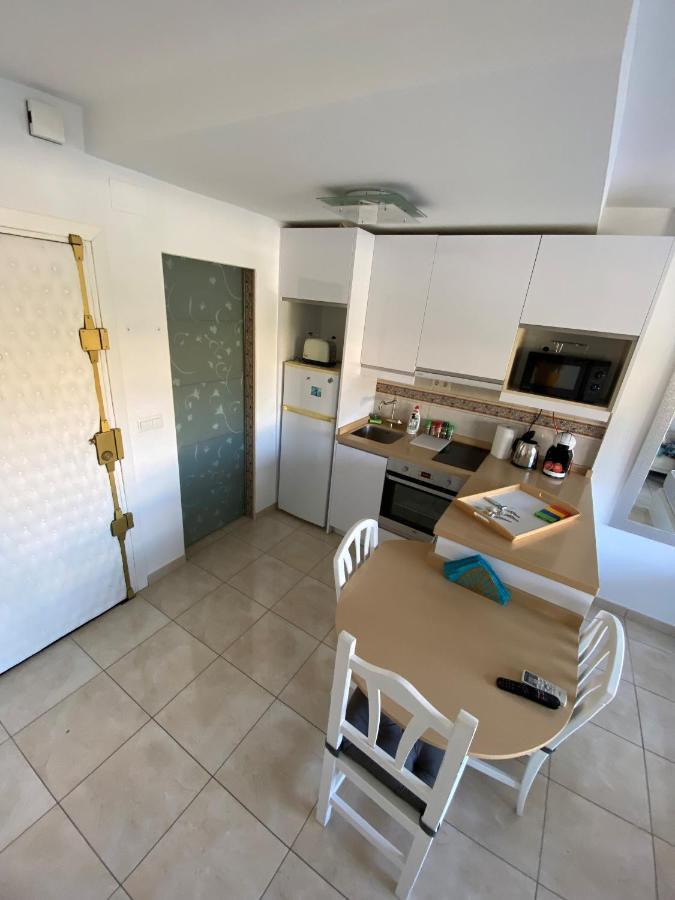 Benal-Beach-511. Walking Distance To The Beach Benalmadena Luaran gambar